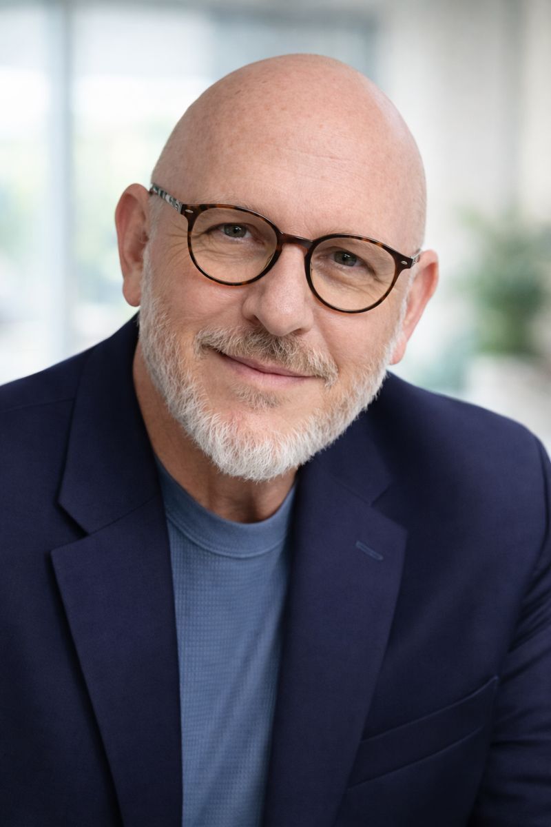 A portrait of Darren Traub, founder of Dynamic Transformations